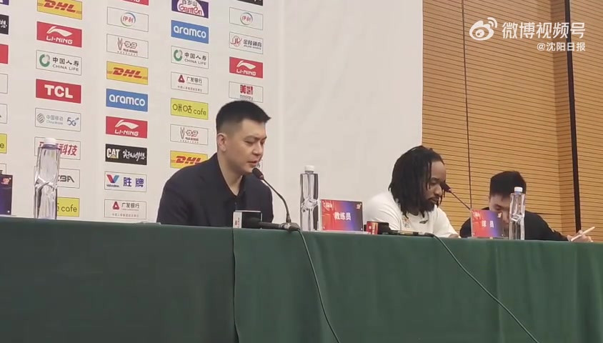 杨鸣：新疆球员动作很干净 新疆球迷很友善 这才是CBA需要的风气