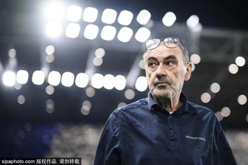 意甲惊雷！裁判掌门涉嫌舞弊下课，昔日名哨临危受命，谁来拯救意大利足球的“黑哨”阴影？